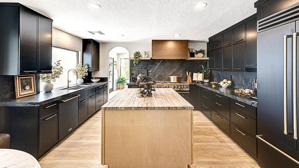 Cabinet Sample - Broadway Black