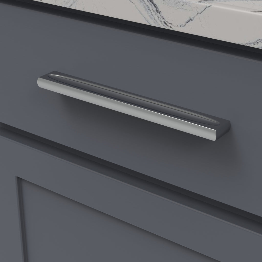 Ingot Pull 7-9/16 Inch (192mm) Center to Center Chrome Finish