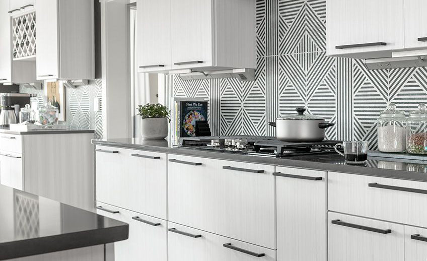 New "In the Box" White Kitchen Cabinets