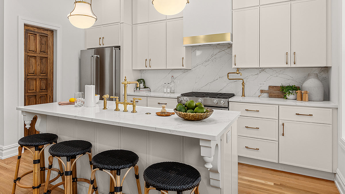 8 Timeless Kitchen Cabinet Designs for Any Style 1 Franklin White Slim Shaker | Cabinets To Go