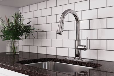 Colfax 1-Handle Pull Down Kitchen Faucet Polished Chrome