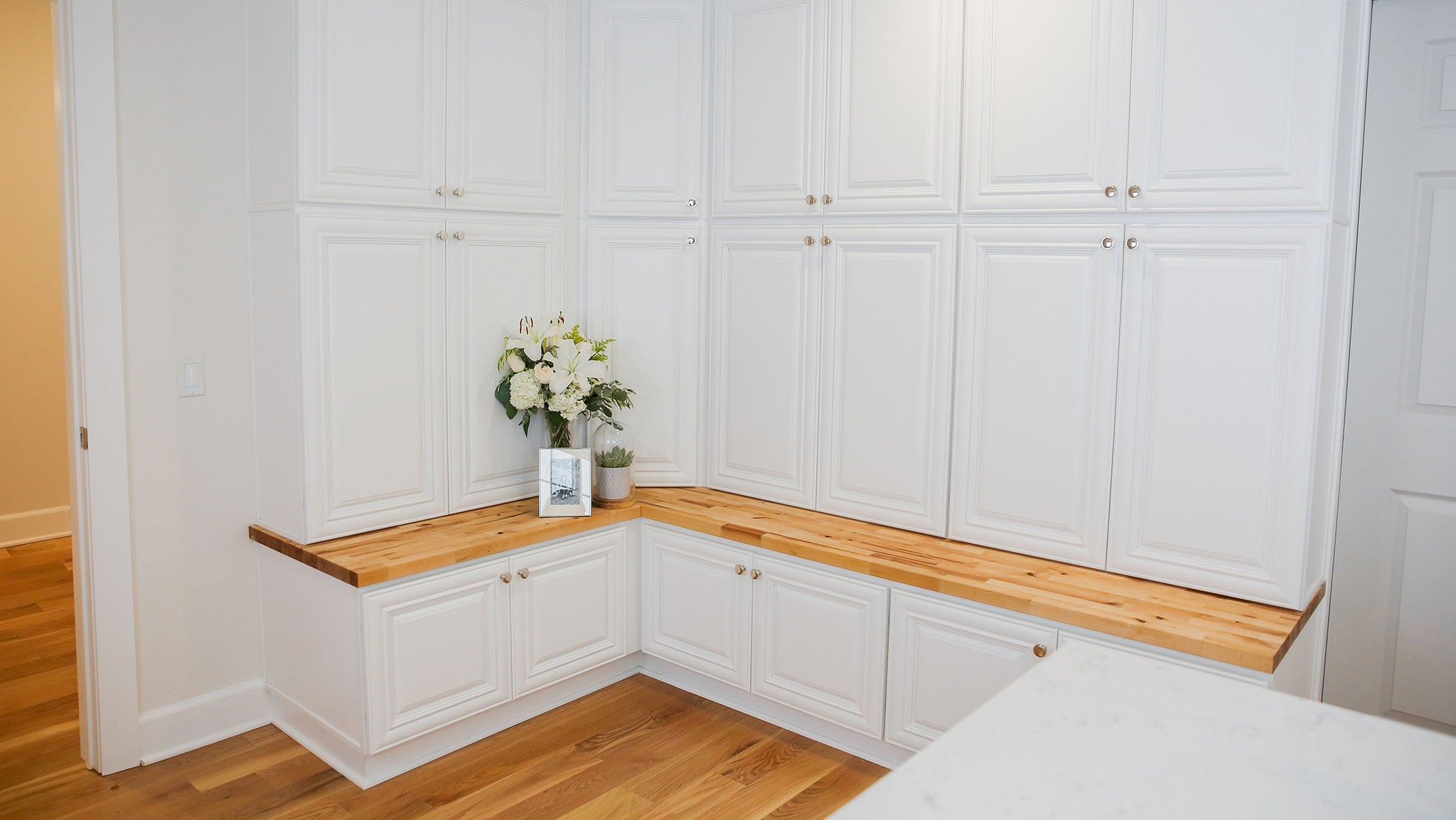Aspen White Shaker - Ready to Assemble Bathroom Vanities & Cabinets